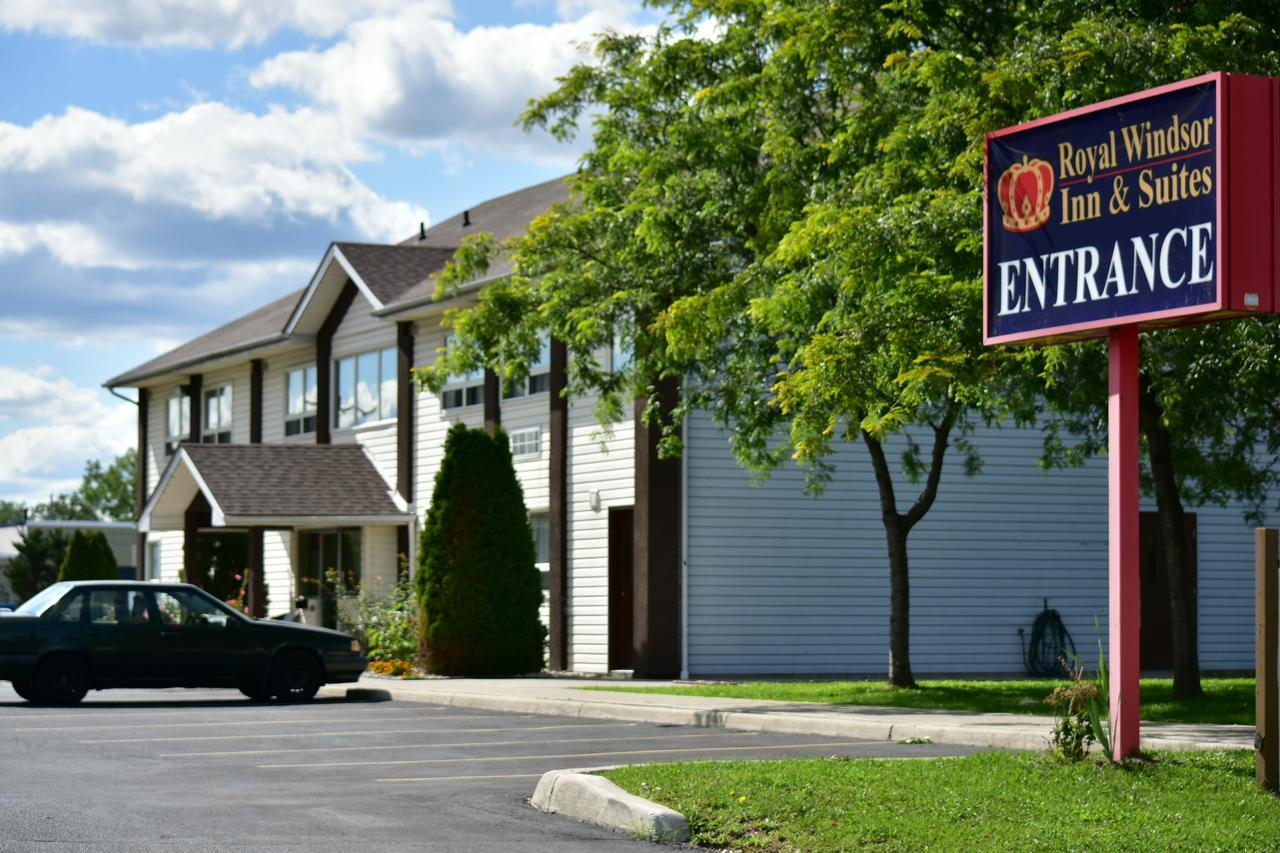 Royal Windsor Motel エクステリア 写真