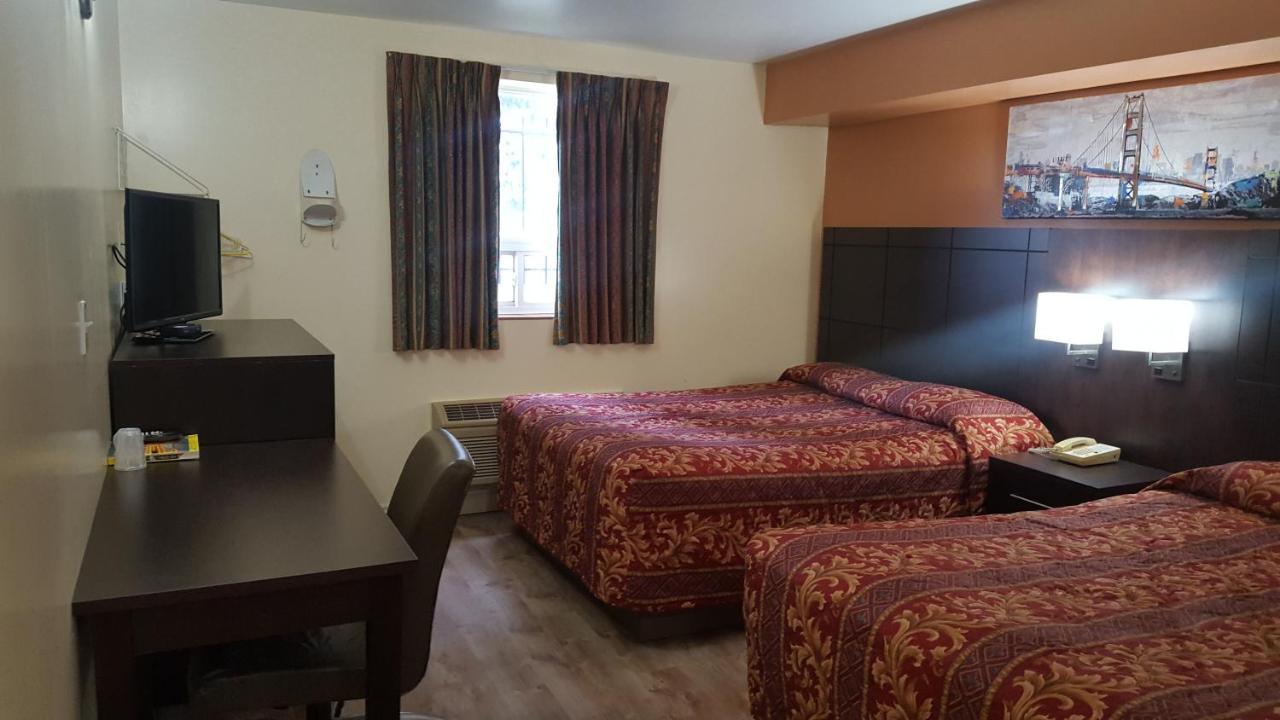 Royal Windsor Motel エクステリア 写真